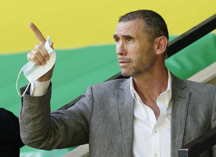 但基翁依然, 为阿森纳踢, 阿森纳在控