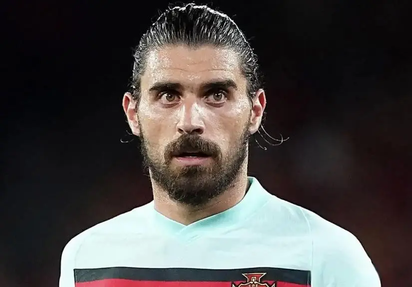 还擅长阅读, 内维斯 还擅长阅读, 内维斯