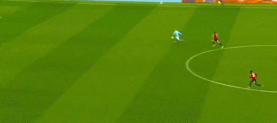 的进攻组合, 这次与曼联, entit 的进攻组合, 这次与曼联, entit