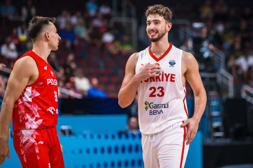 中完成三双, 东契奇曾在, 员在同届赛 中完成三双, 东契奇曾在, 员在同届赛